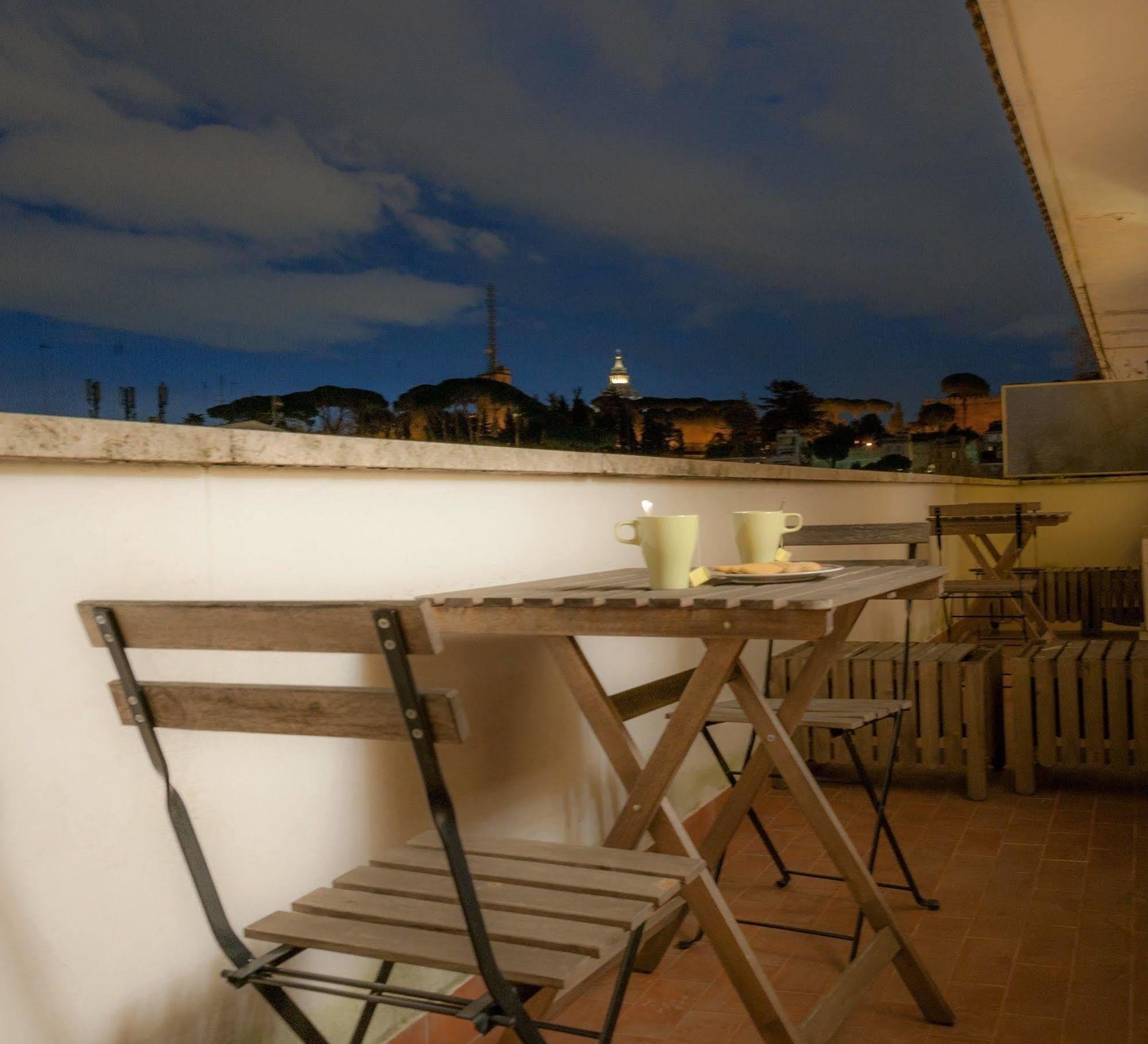 Vatican Skyline Acomodação com café da manhã  3*